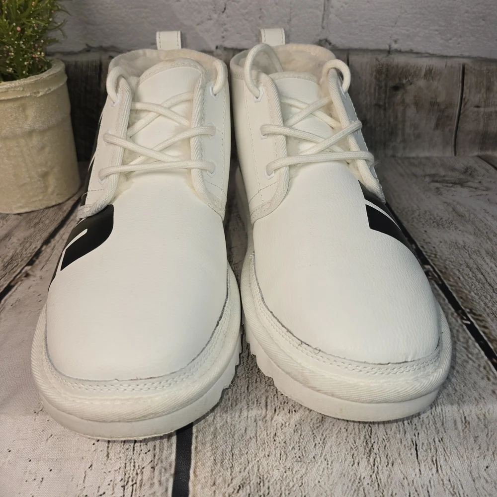 UGG NEUMEL CHOPD CHUKKA ANKLE BOOT WHITE LEATHER MENS SIZE 9 EUC - Picture 3 of 10